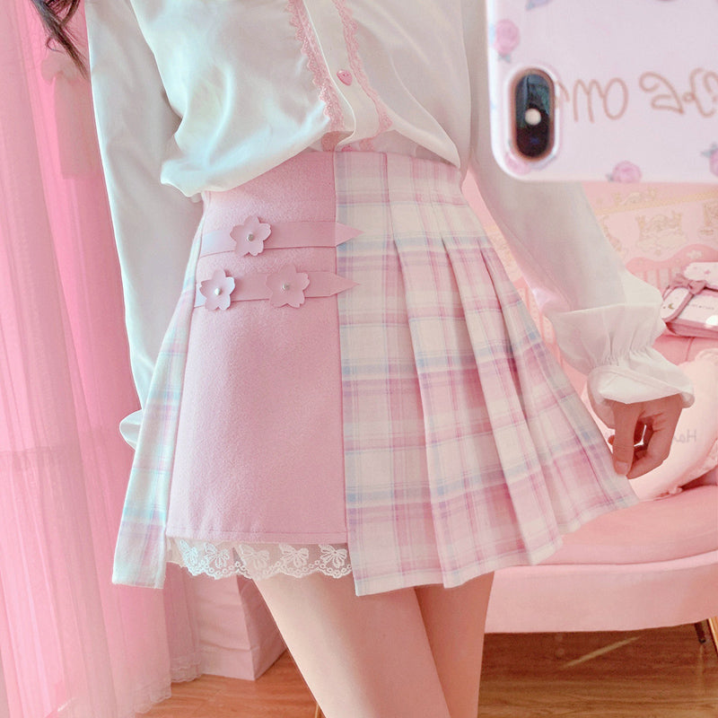 Cute and Comfortable: Pink and White Checked Pleated High-Waist Skirt
