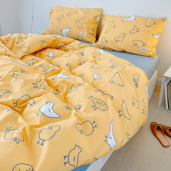 https://youeni.com/cdn/shop/products/3-4pcs-cute-korean-bedding-set-yellow-duck-fitted-bed-sheet-twin-3pcs-bedding-the-kawaii-shoppu-3_grande.jpg?v=1677163337