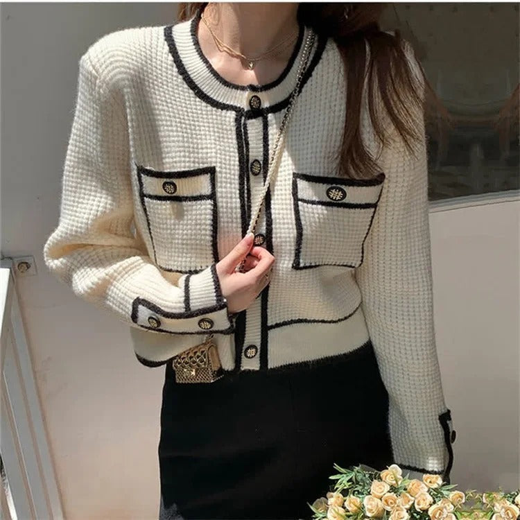 Chic Comfort: Colorblock Pockets Crop Knit Cardigan - Elevate Your Casual Elegance! 🌟🧥