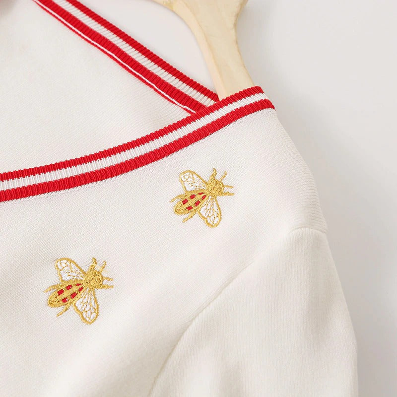 Kawaii Bee Embroidery Cardigan Sweater - Buzzing with Adorable Style! 🐝👚