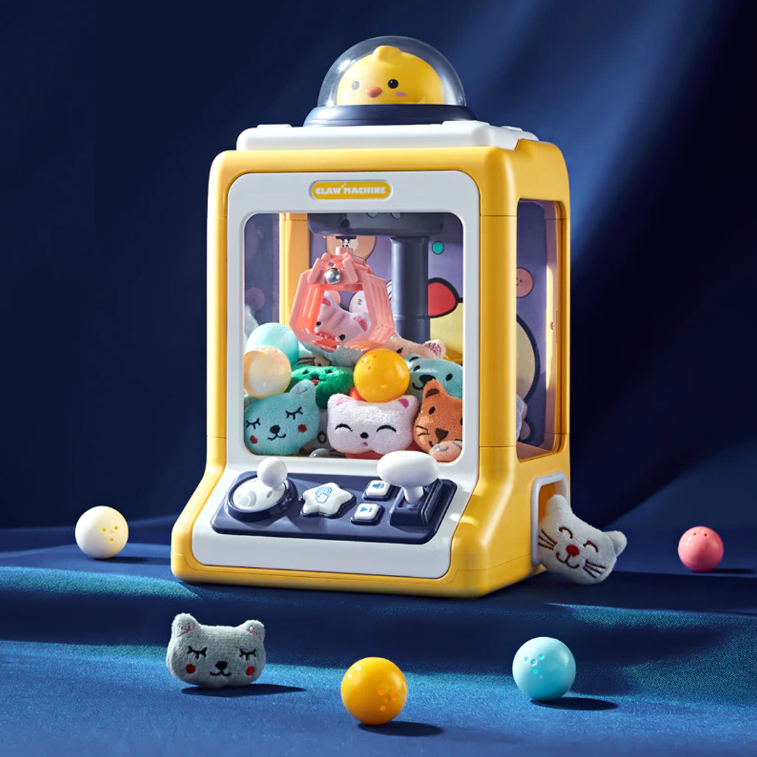 Chick-themed Mini Claw Machine Toy