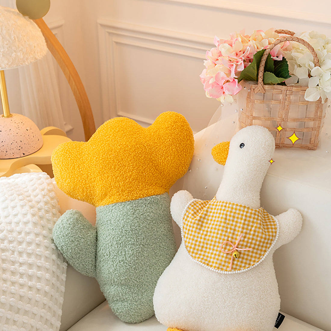 Tulip Duck Shape Plush StuToy