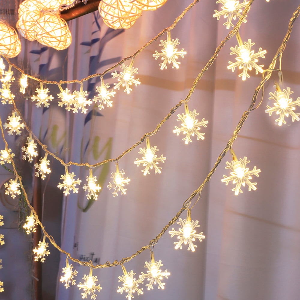 Enchanting Snowflakes Fairy Lights