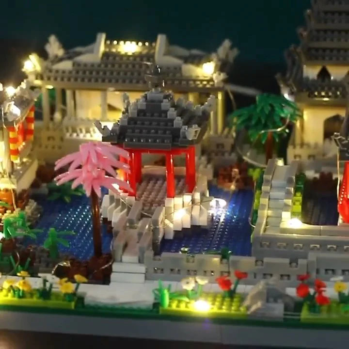 The Ancient Pagoda  Lakeside Village: A Nano Building Block Set