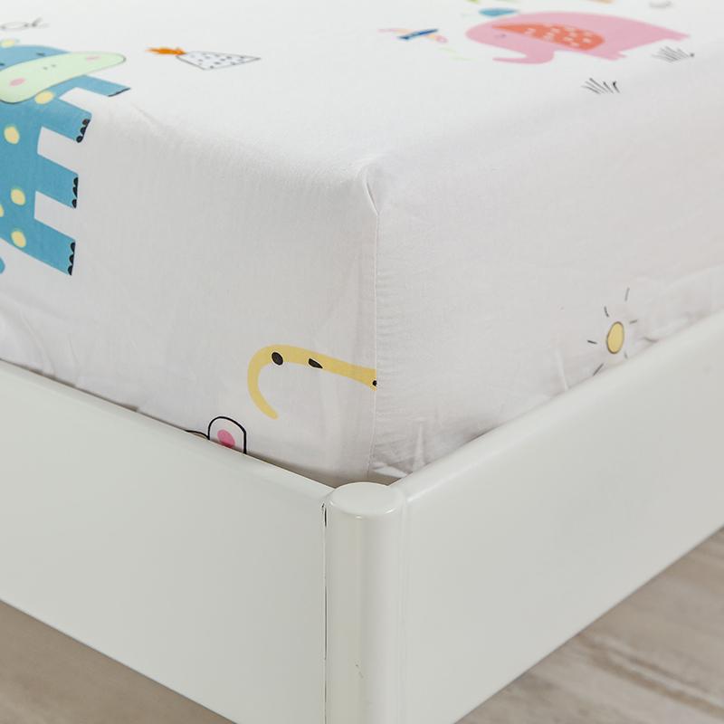 Baby Safari Cotton Fitted Bedsheet