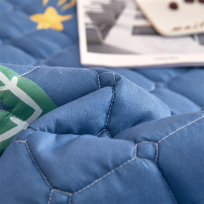 Blue Kawaii Bear Quilted Fitted Bedsheet