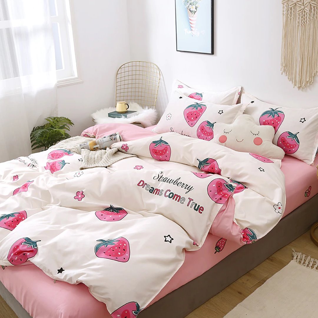 Dreams Come True White Strawberry Bedding Set