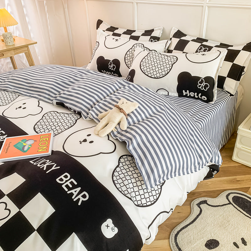 Gray Bear Checkered Bedding Set