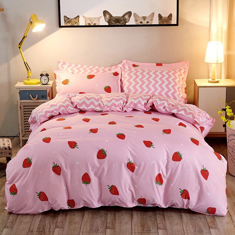 Kawaii Strawberry ZigZag Bedding Set