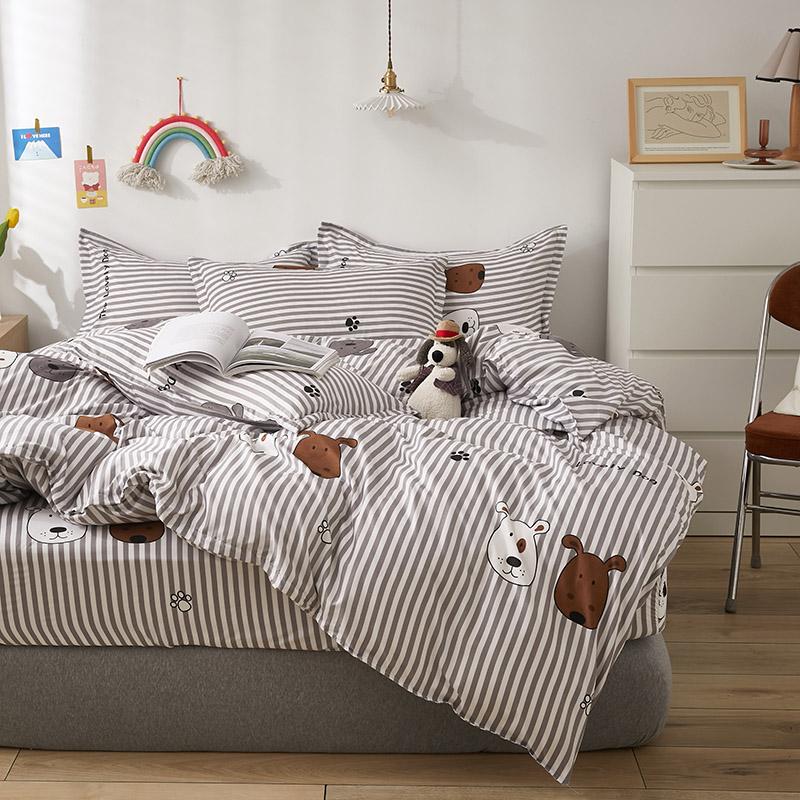 My Favorite Dogs and Rabbits Bedding Set