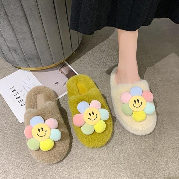 Paradise Flower Smile Plush Slippers