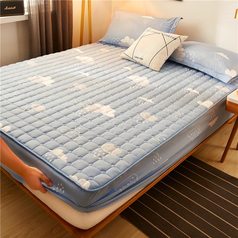 Quilted bed deals sheets