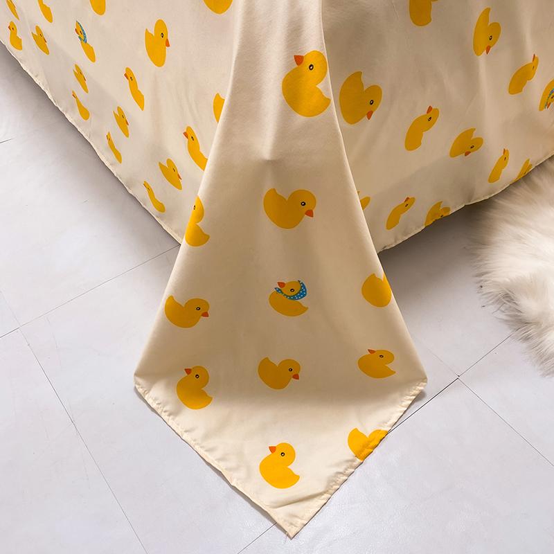 Sora the Swan Yellow & White Bedding Set